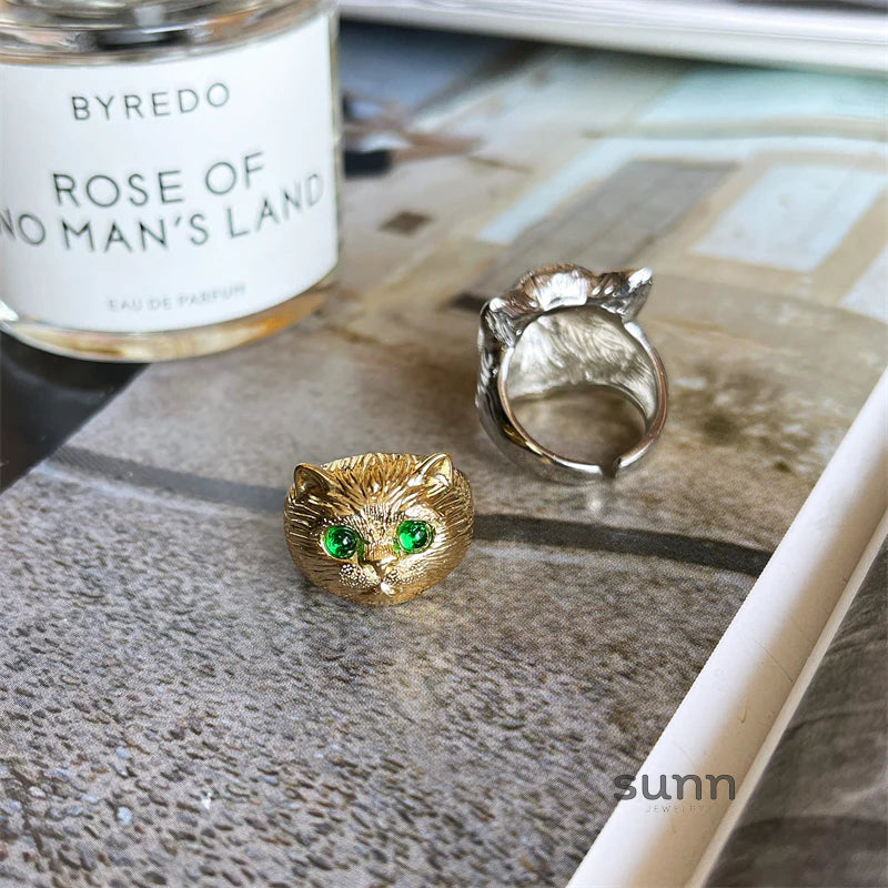 Savina Vintage Emerald Cat Ring