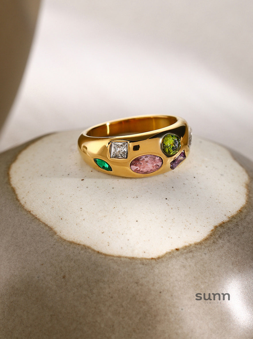 Savvy Dainty Zircon Cross Ring [UZA788R1]