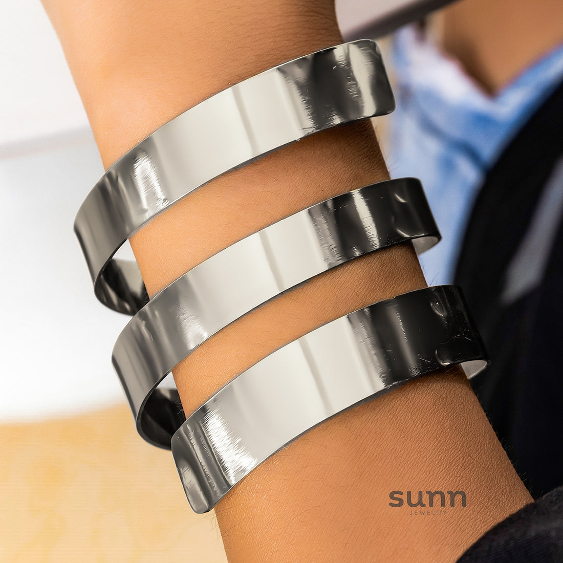 Savvy Spiral Cuff Bracelet [UEMLXUXW]
