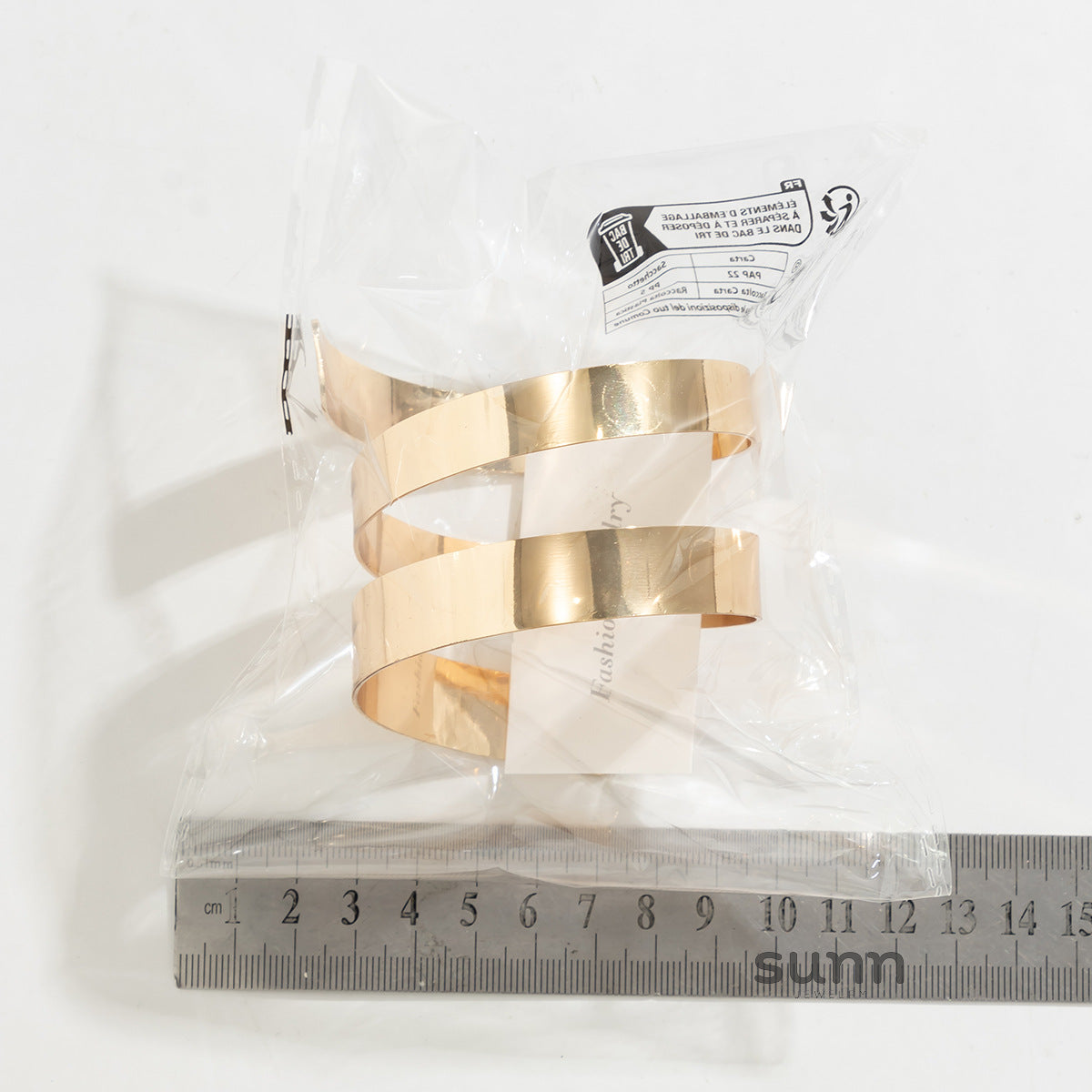 Savvy Spiral Cuff Bracelet [TDNK2JOQ]