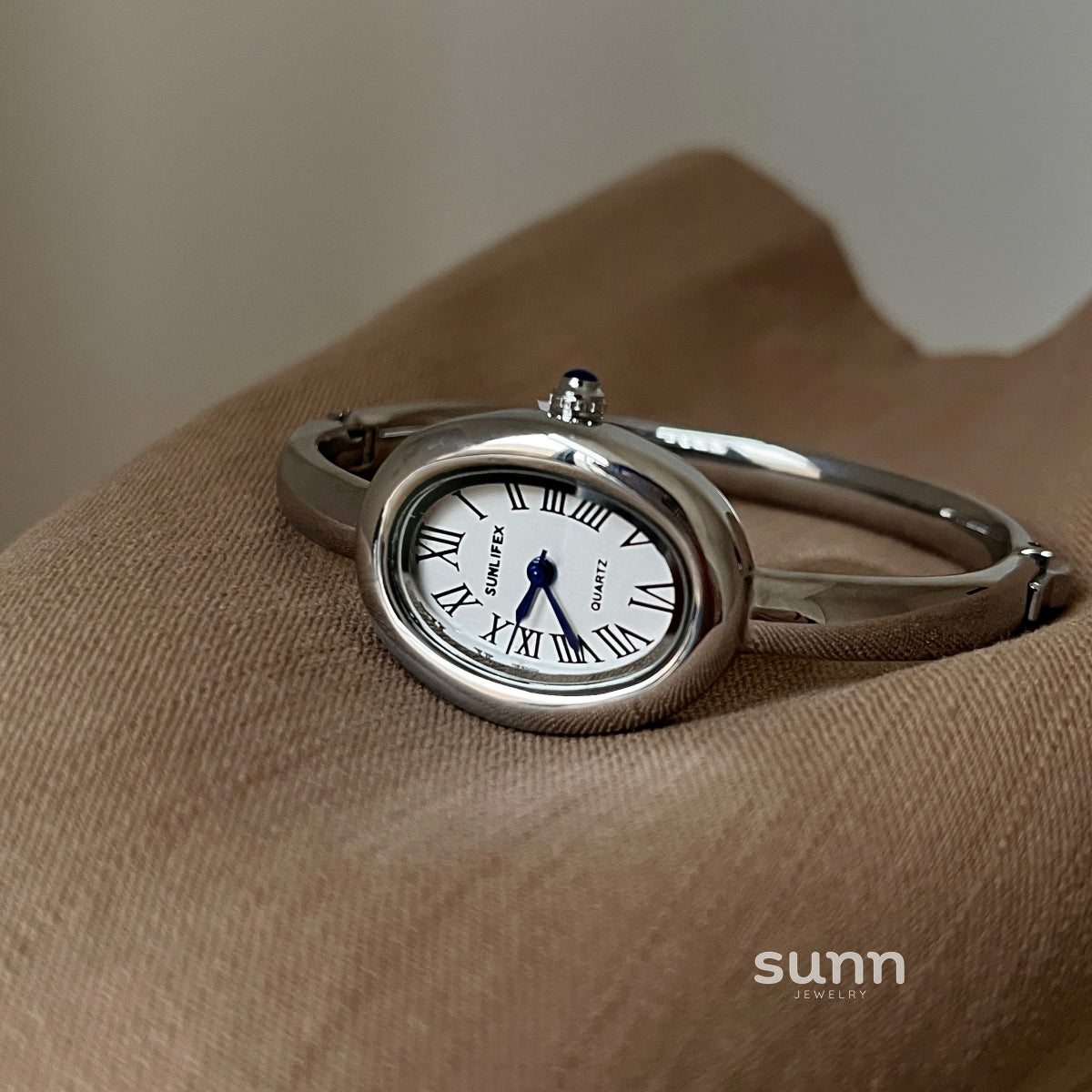 Scarleth Vintage Oval Watch [PUWU6X8G]