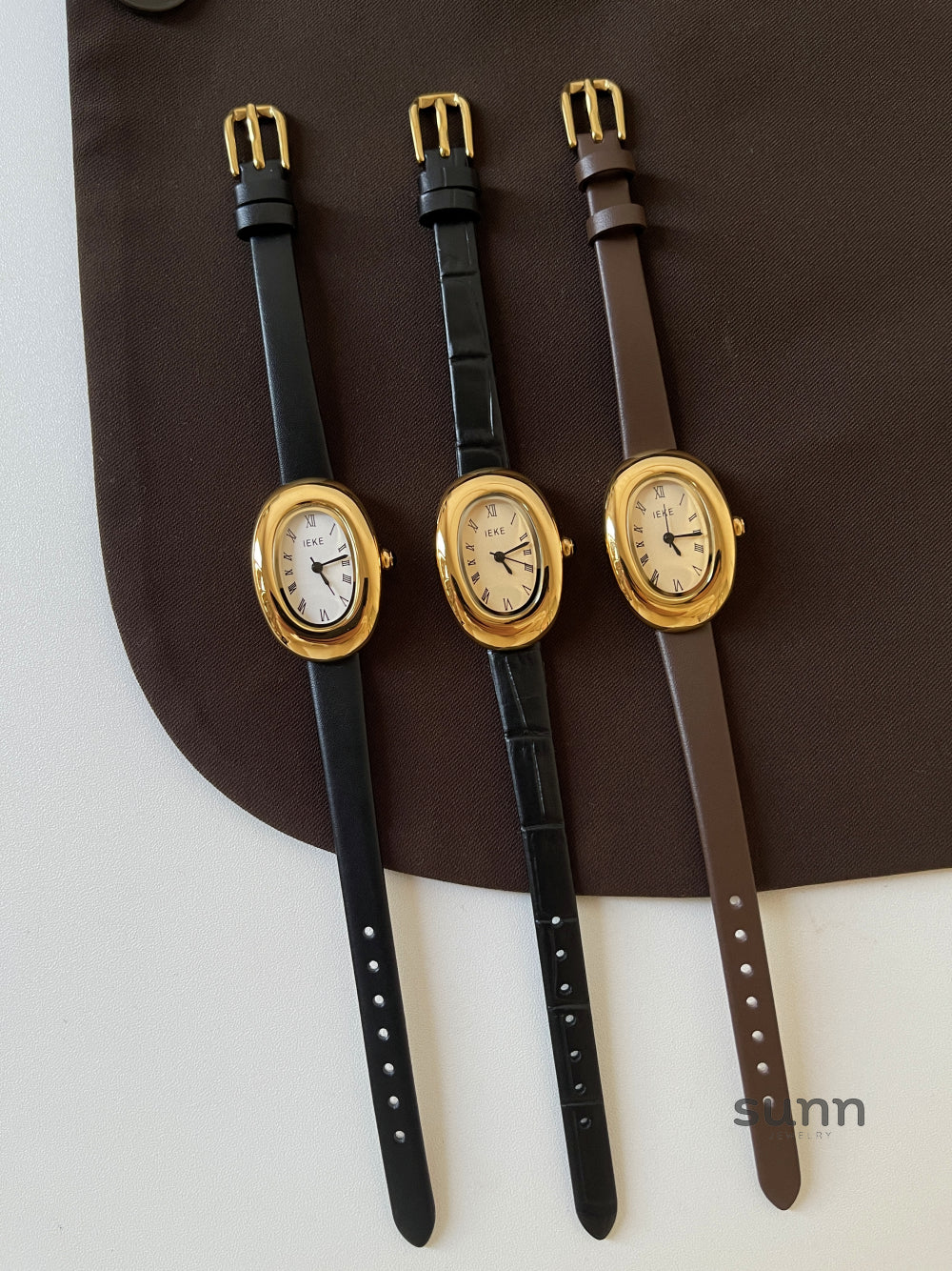 Scarleth Vintage Oval Watch [43G84XKS]