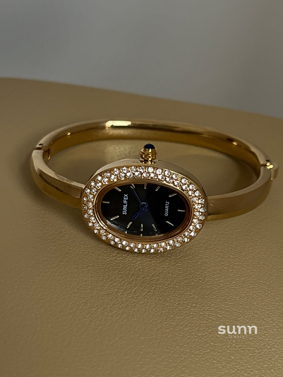 Scarleth Vintage Oval Watch [1Z0NFOK6]