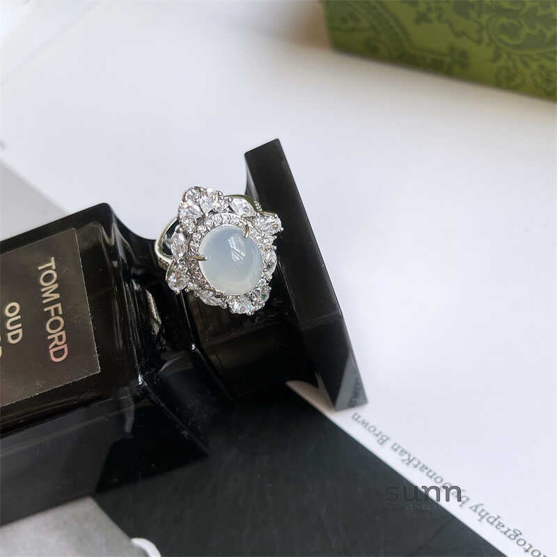 Scottie Iridescent Opal Necklace Ring [XC6VR2X8]