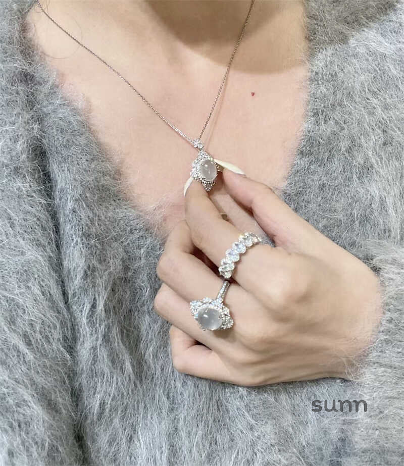 Scottie Iridescent Opal Necklace Ring [UOHQXESO]