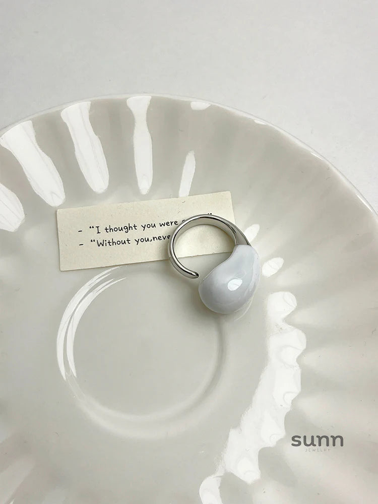 Seanna Teardrop Enamel Ring
