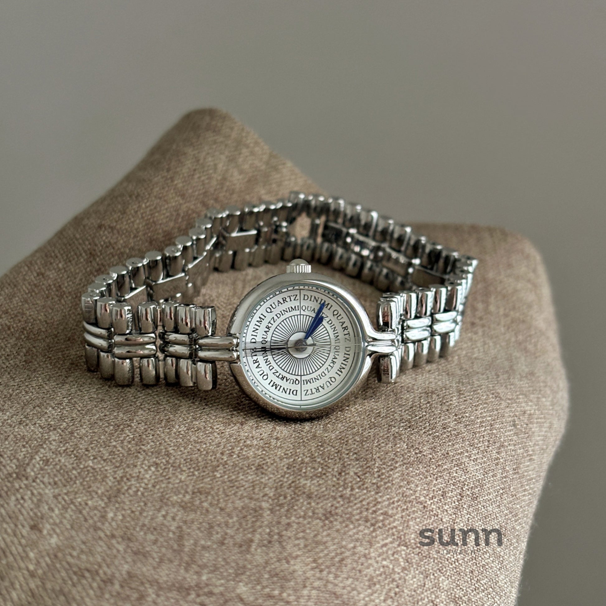 Selena Vintage Chain Watch [O4I27U1Y]