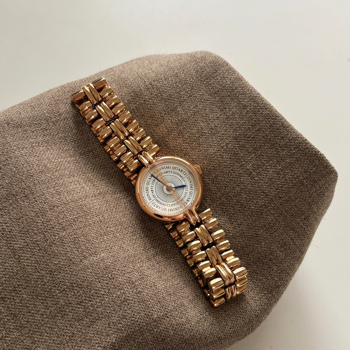 Selena Vintage Chain Watch [K2P4JOUN]