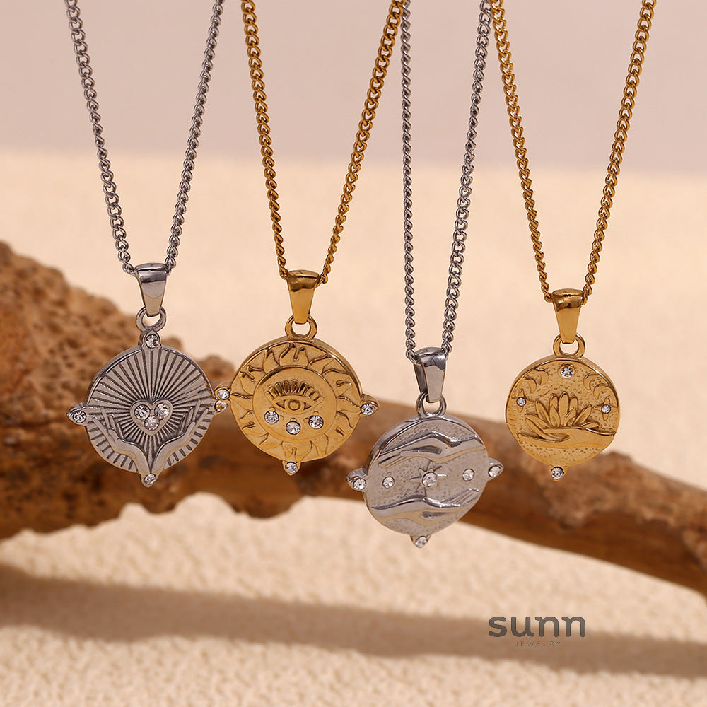 Semira Tarot Charm Necklace [CXJ5P5EY]