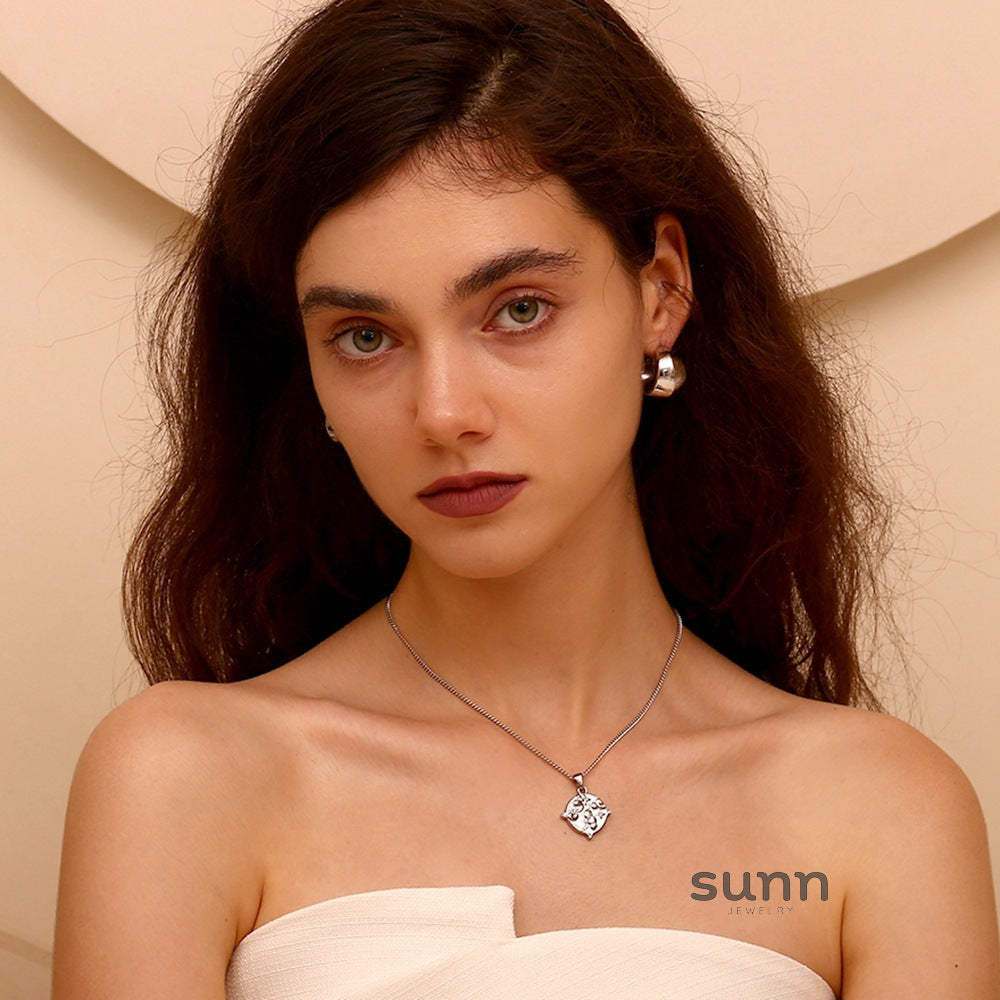 Semira Tarot Charm Necklace [RV5X8M1S]