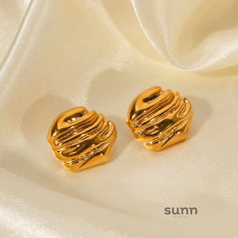 Seneca Organic Texture Hoop Earrings