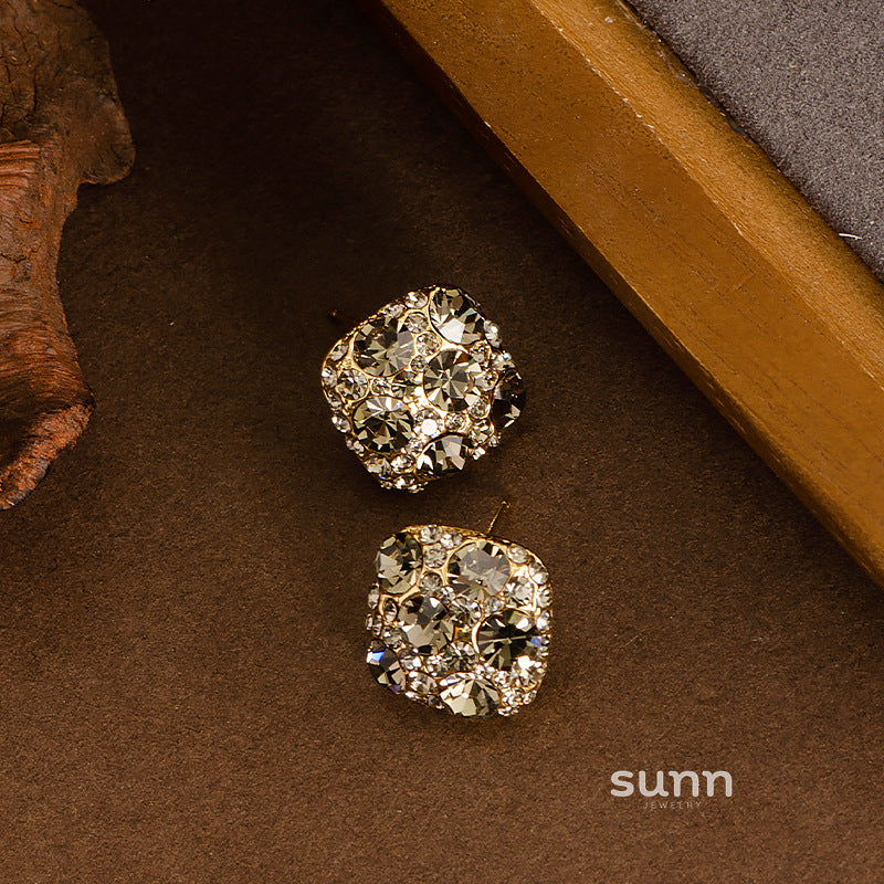 Sephora Zircon Square Studs [BVQ85O5U]