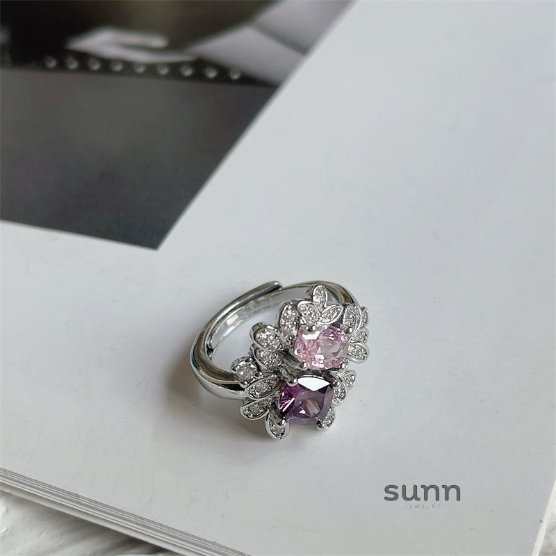 Serayah Zircon Floral Ring [N8G5OVD2]