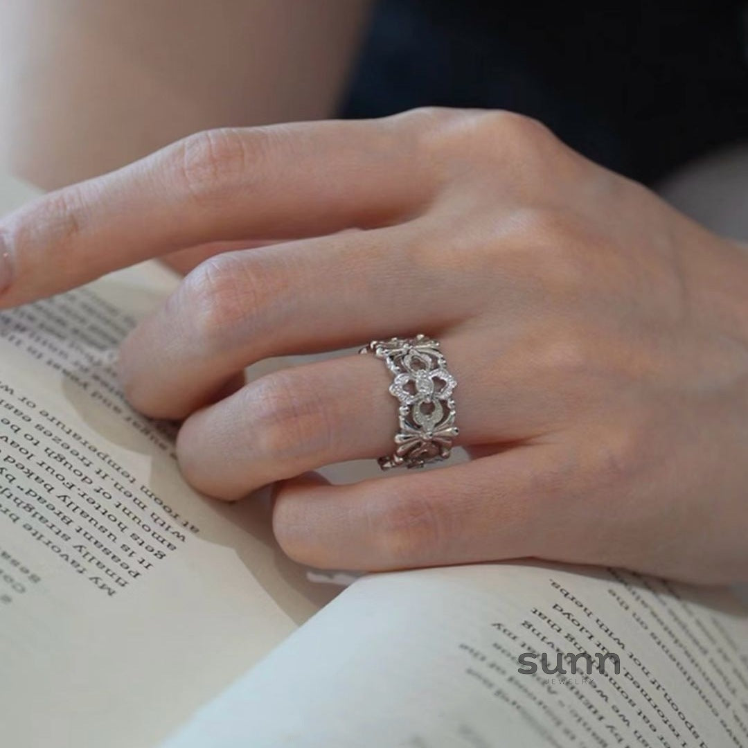 Serena Floral Carved Ring [JA4FQ4B0]