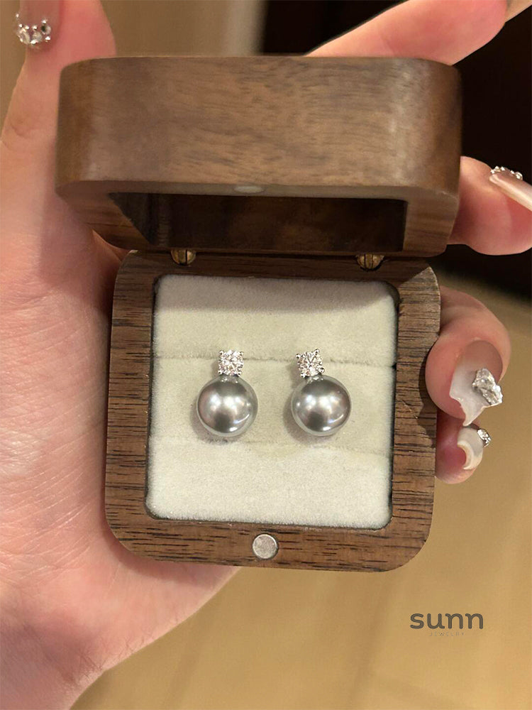 Serena Halo Pearl Earrings [BBXMU7JY]