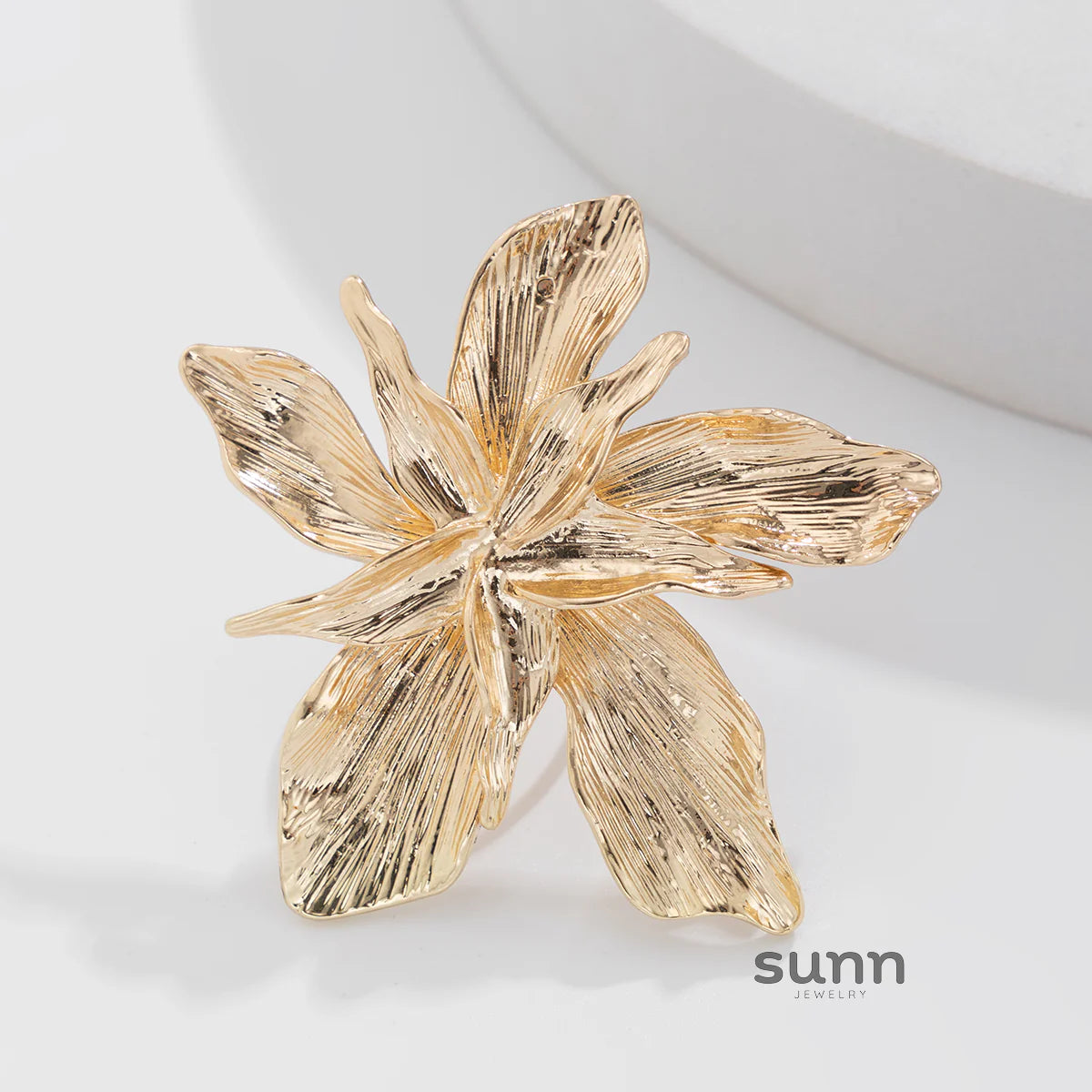 Serinity Dual Petal Ring