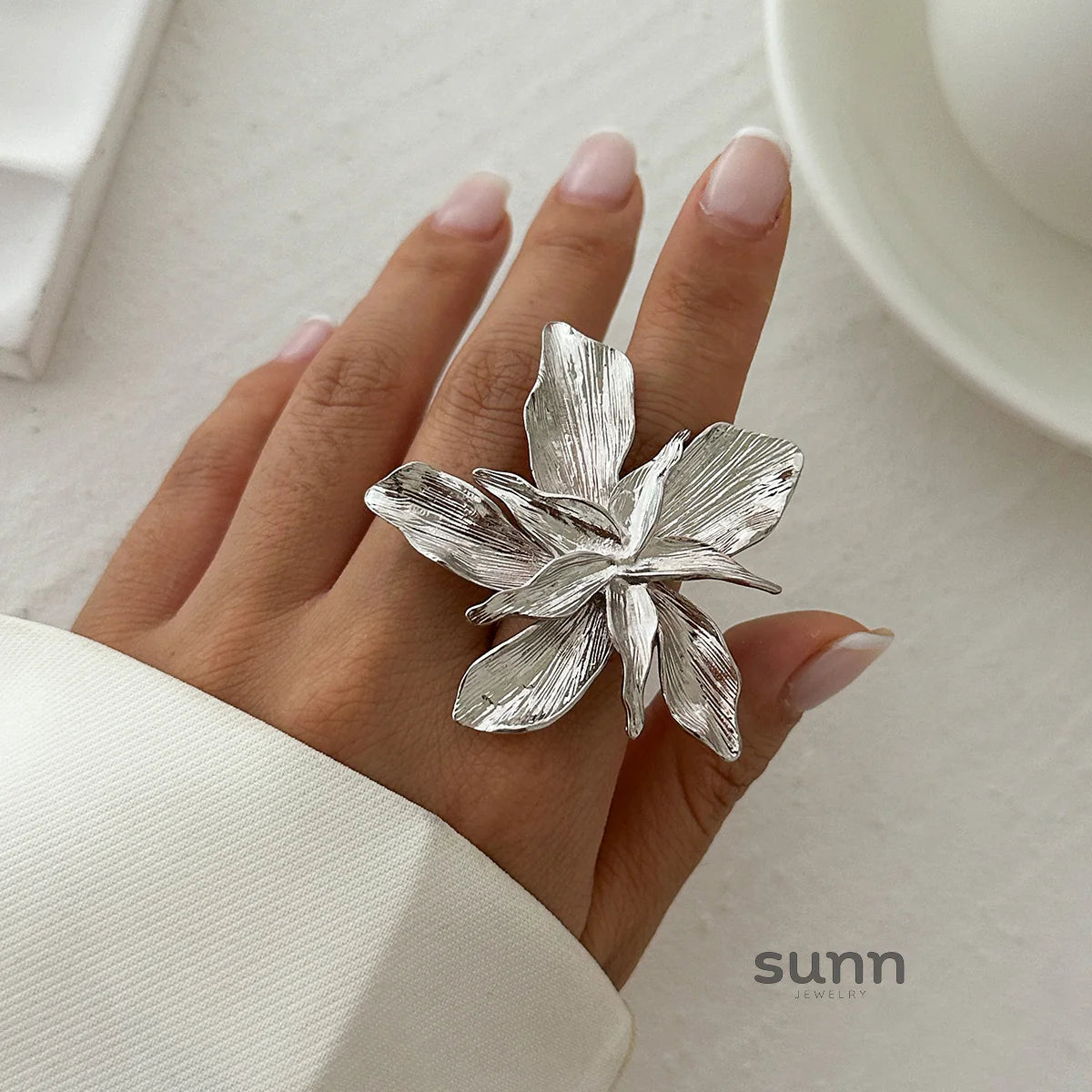 Serinity Dual Petal Ring