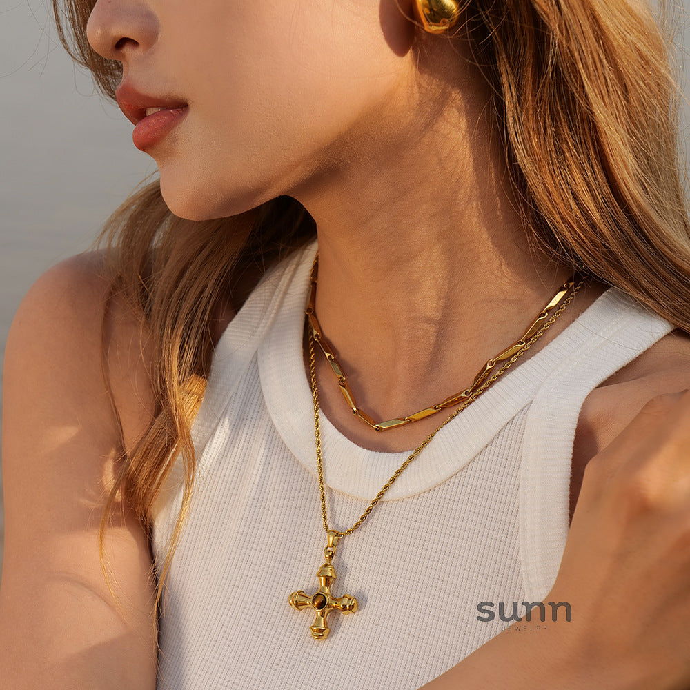 Seven Tiger Eye Cross Necklace [JHPD03DE]