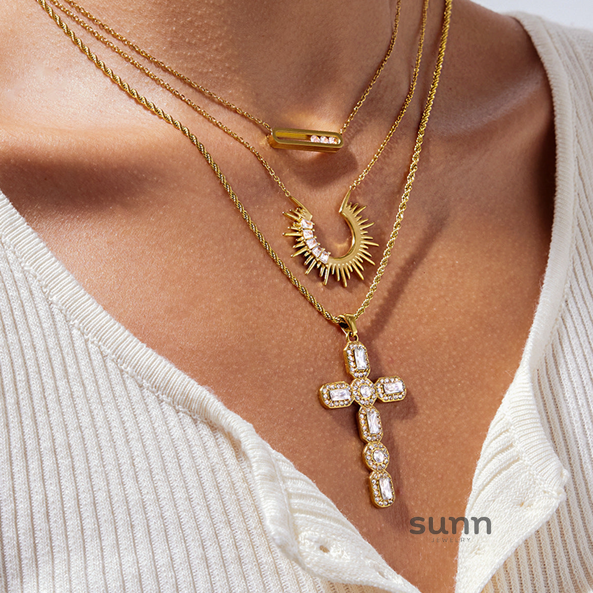 Shaina Rhinestone Interlocking Necklace [T88CCWD8]