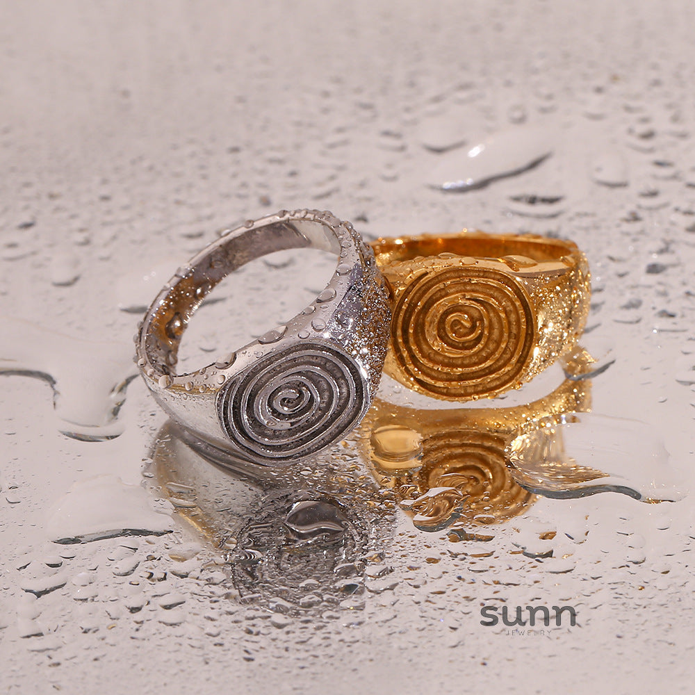 Shaindy Retro Stone Rings [M3ND3KTA]