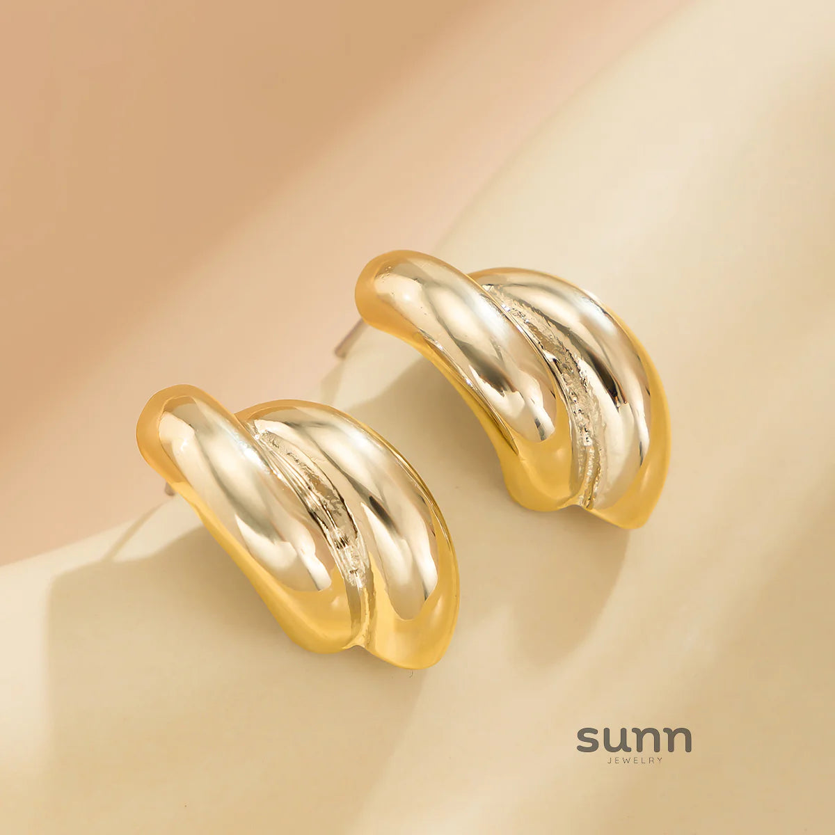 Shaira Sleek Double Layer Stud Earrings