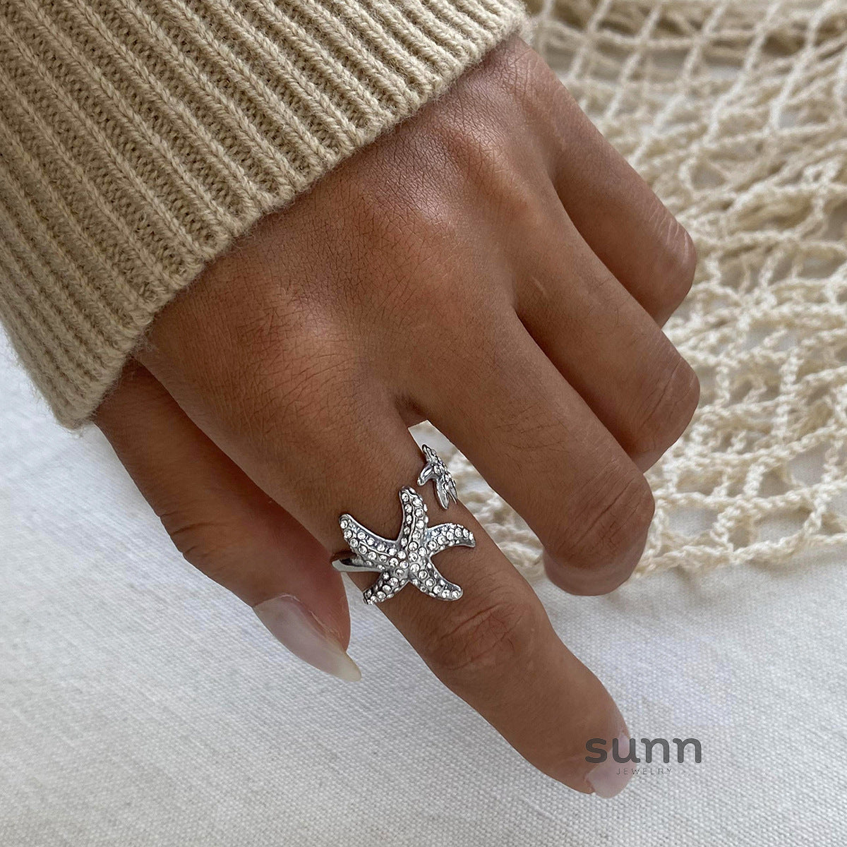 Shams Rhinestone Starfish Ring [CMDDRANS]