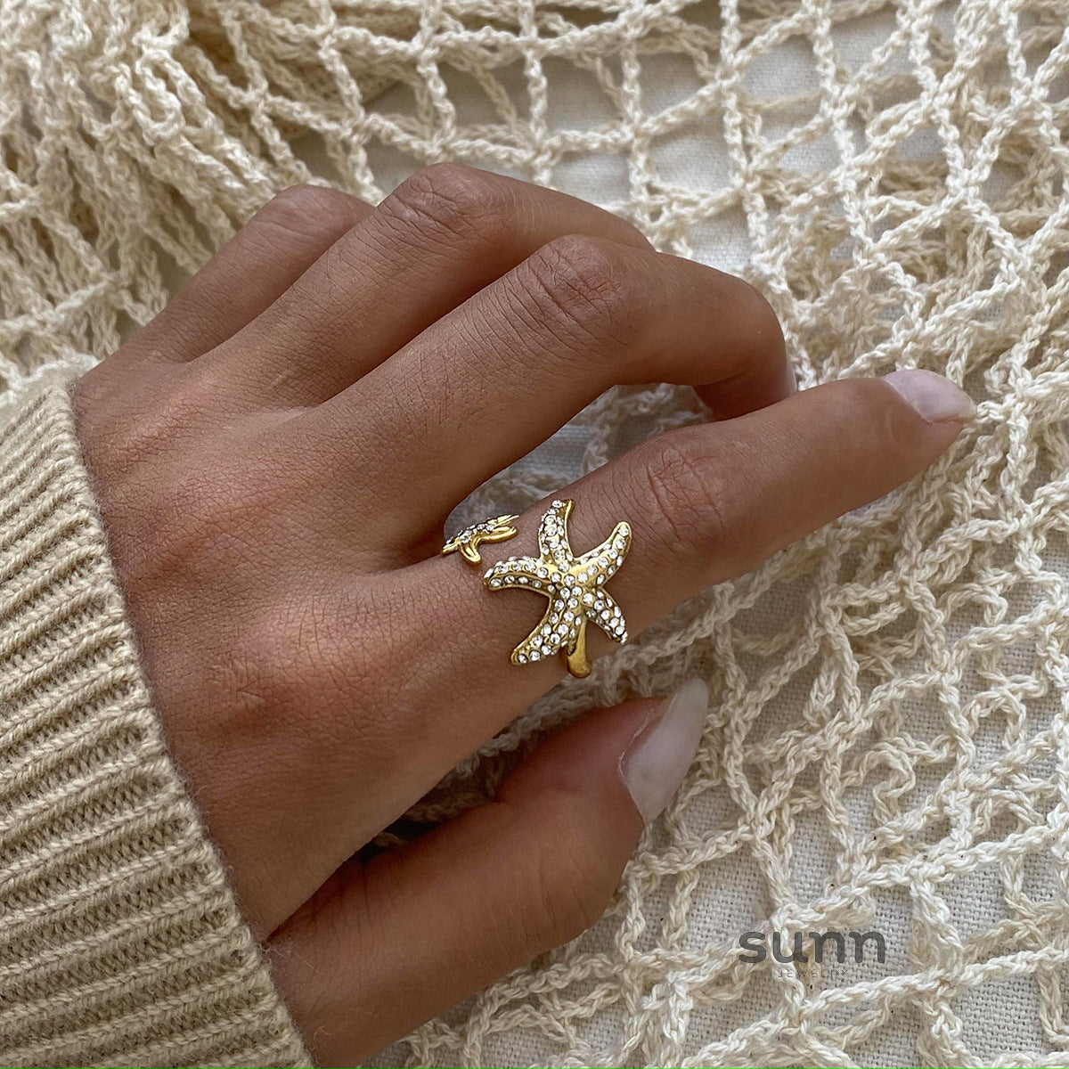 Shams Rhinestone Starfish Ring [FSPP6VDE]