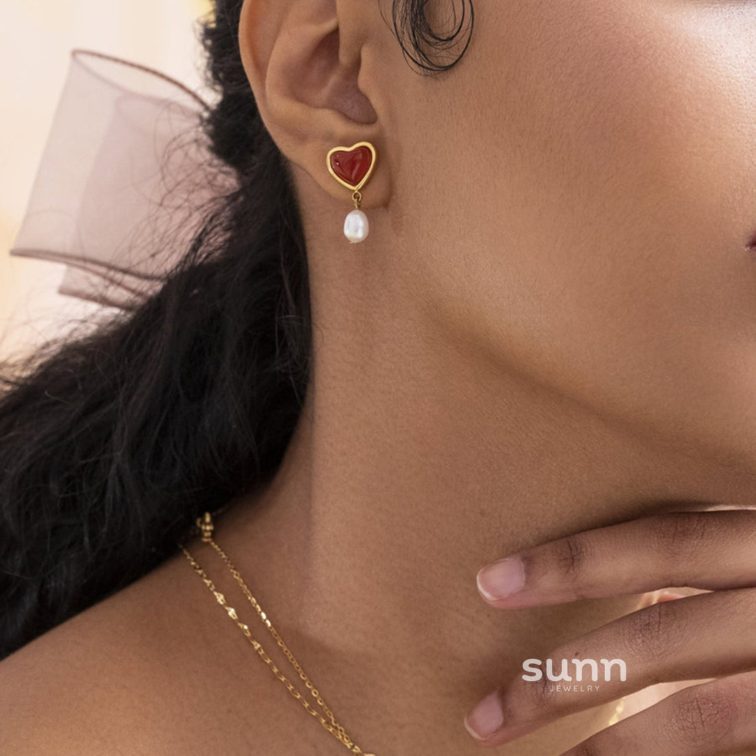 Shanell Pearl Heart Earrings [PVAZKHHR]