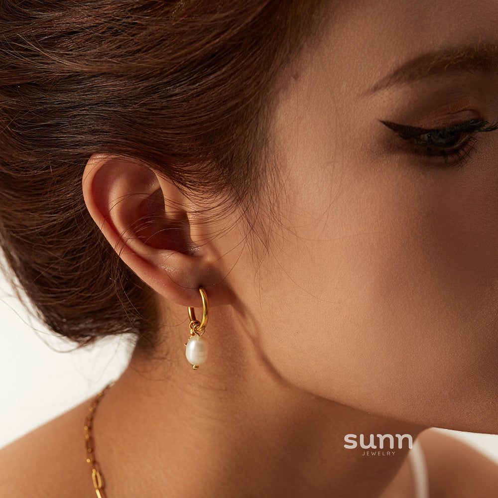 Sharlotte Freshwater Pearl Hoops [KF4D6MDW]