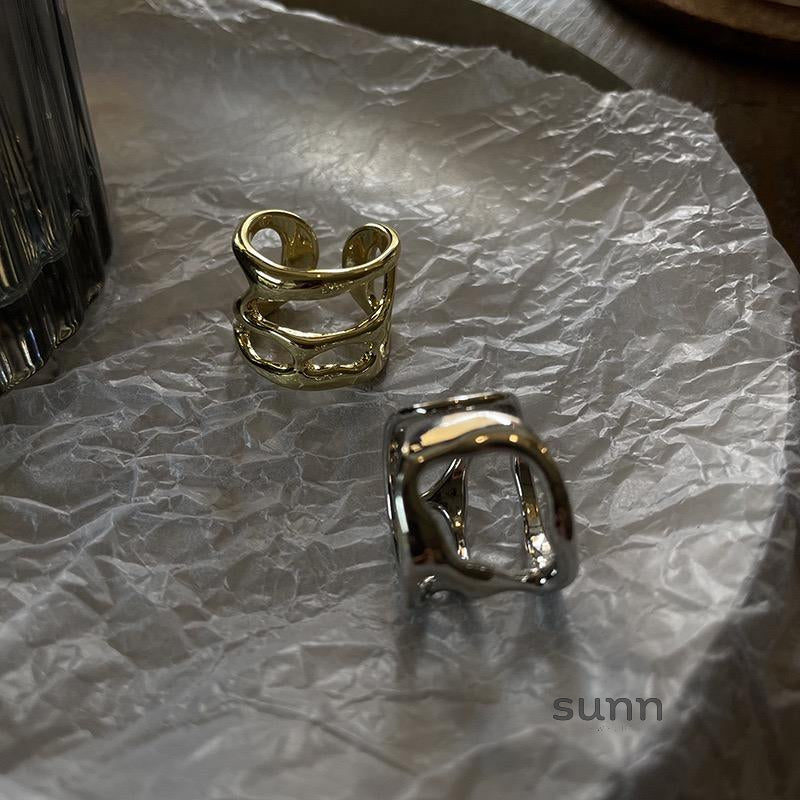Shawna Asymmetric Stacked Ring [DJSE8TIV]
