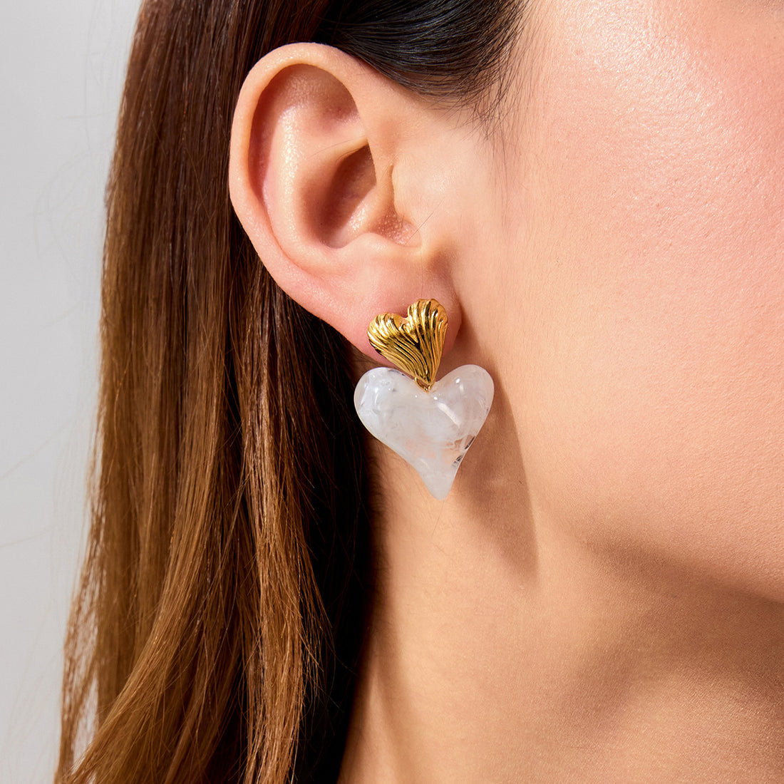 Shawna Sculptural Heart Earrings [4GELTA9L]