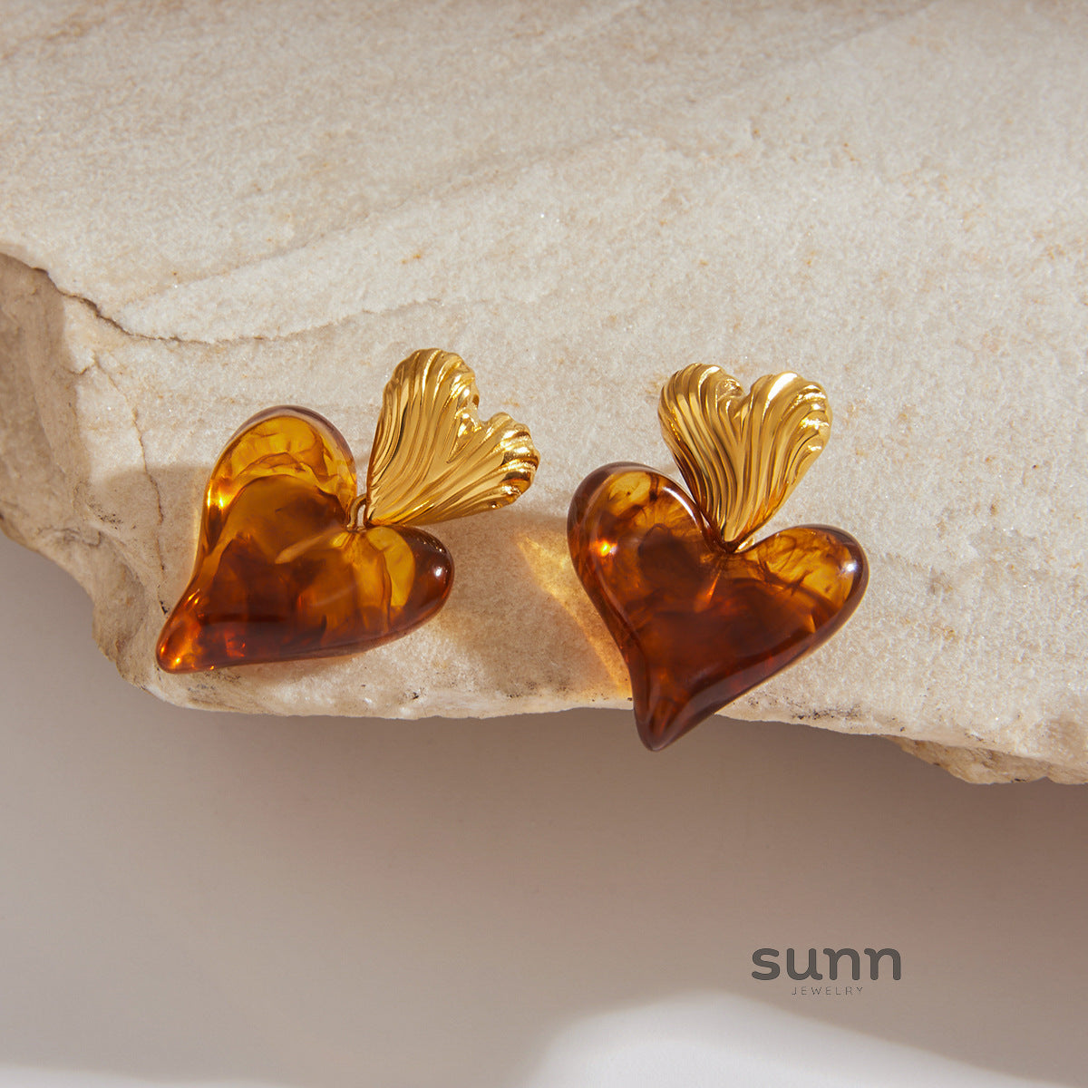 Shawna Sculptural Heart Earrings [CIB335K9]