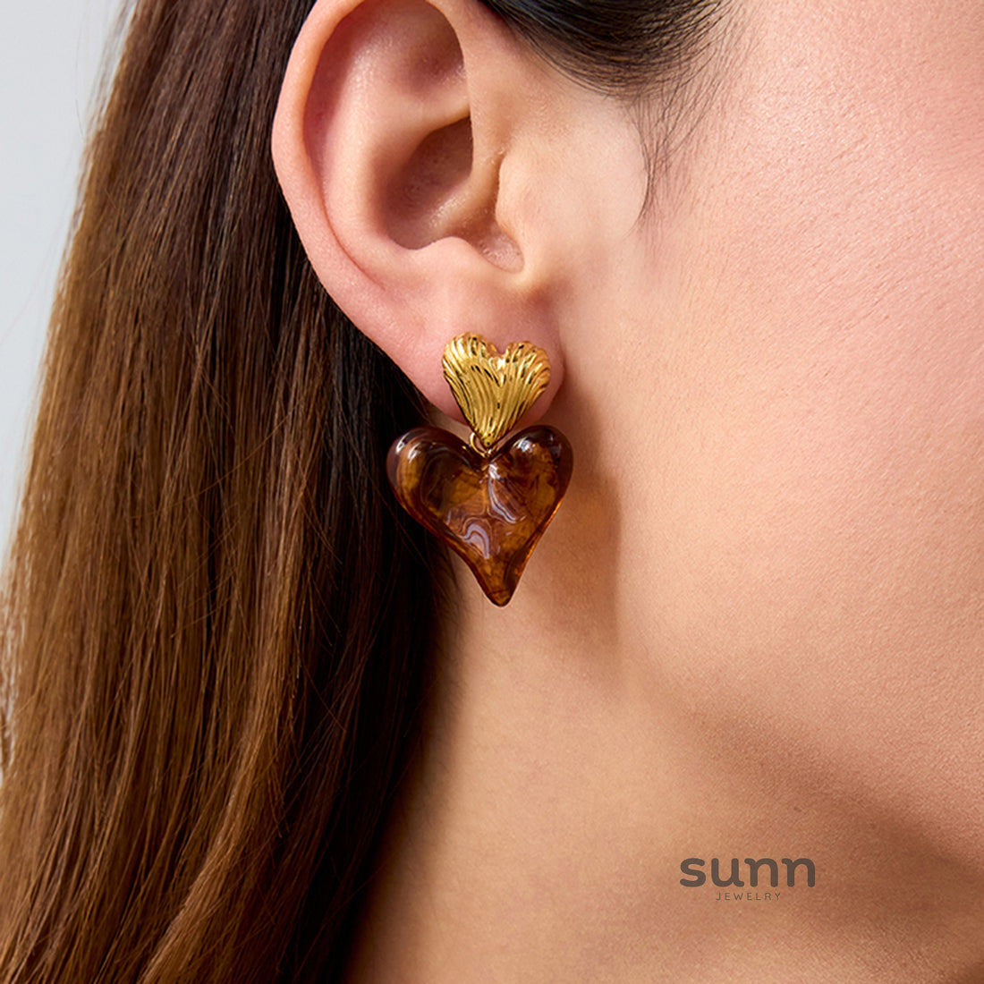 Shawna Sculptural Heart Earrings [4GELTA9L]