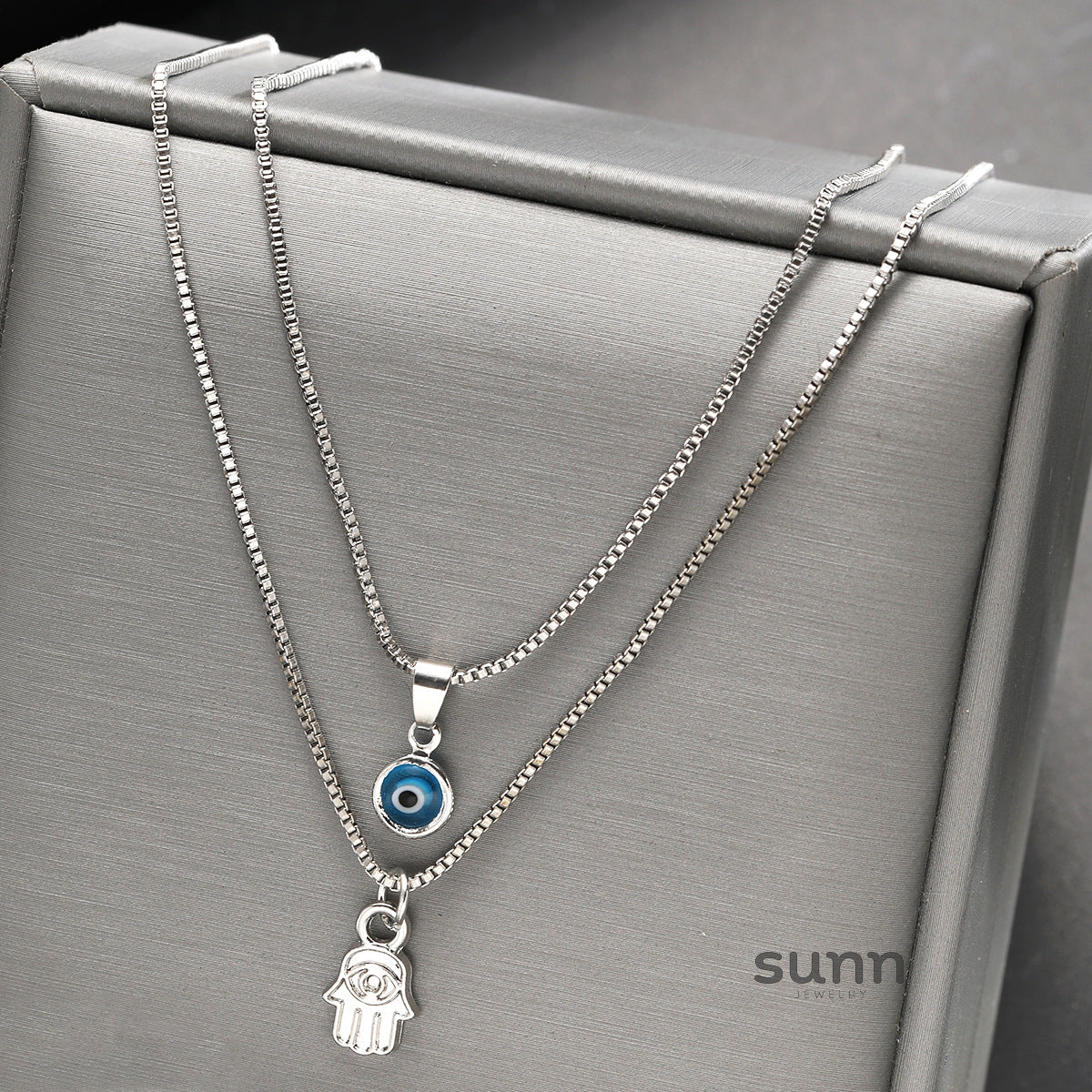 Shaylynn Evil Eye Palm Necklace Set [9AJ3PI5O]