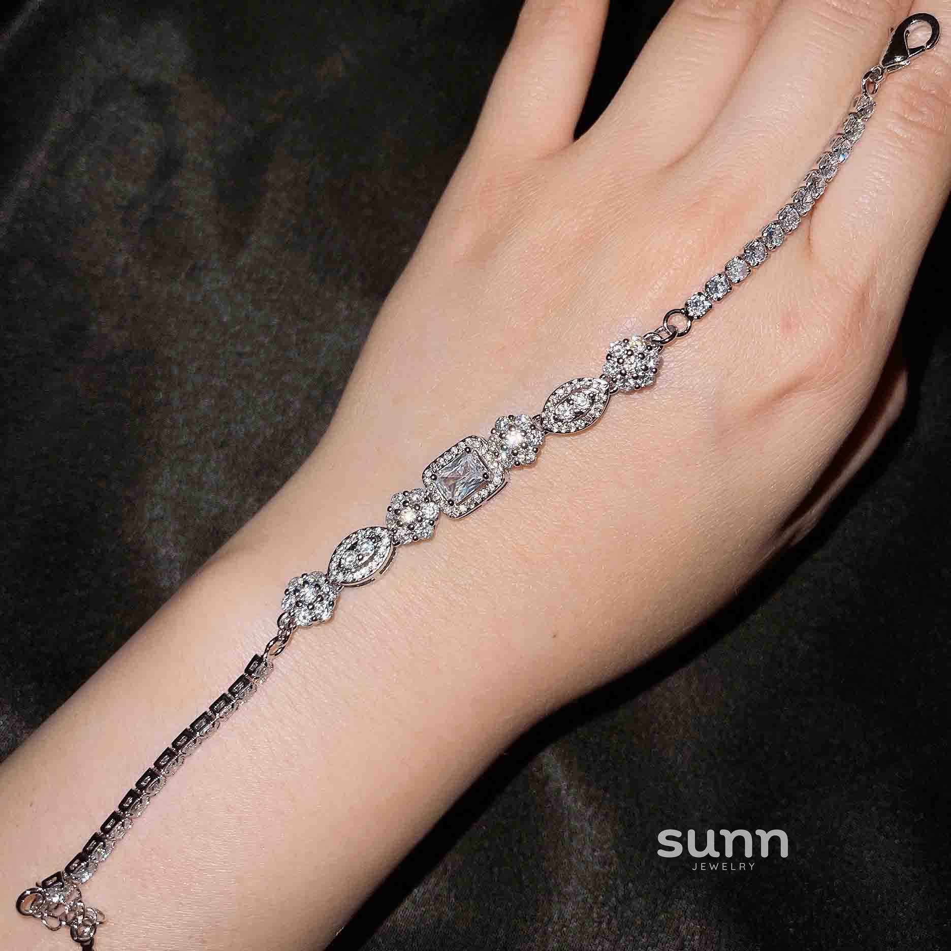 Sherlyn Geometric Crystal Bracelet [KWDU1HPQ]