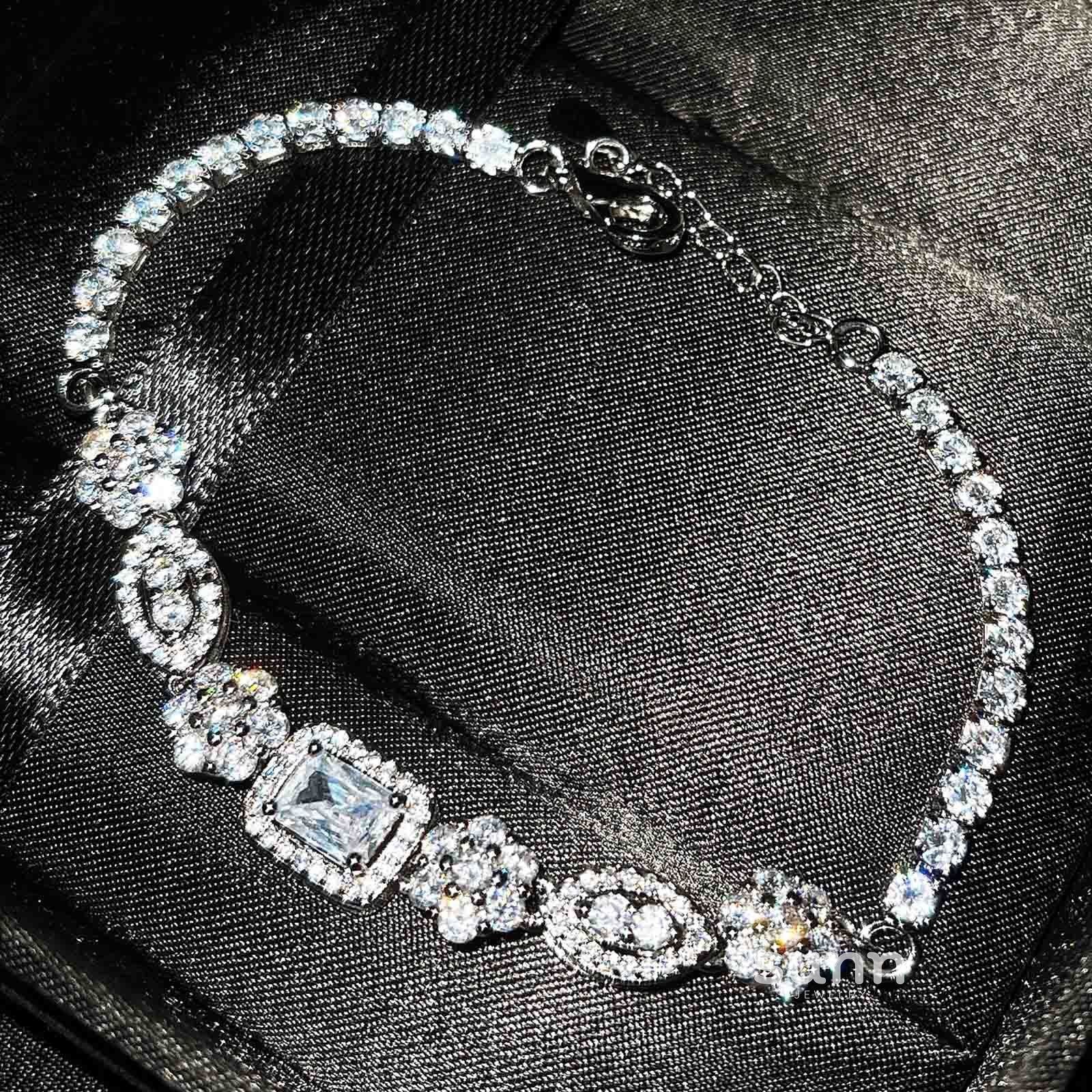 Sherlyn Geometric Crystal Bracelet [FPGHMUUE]
