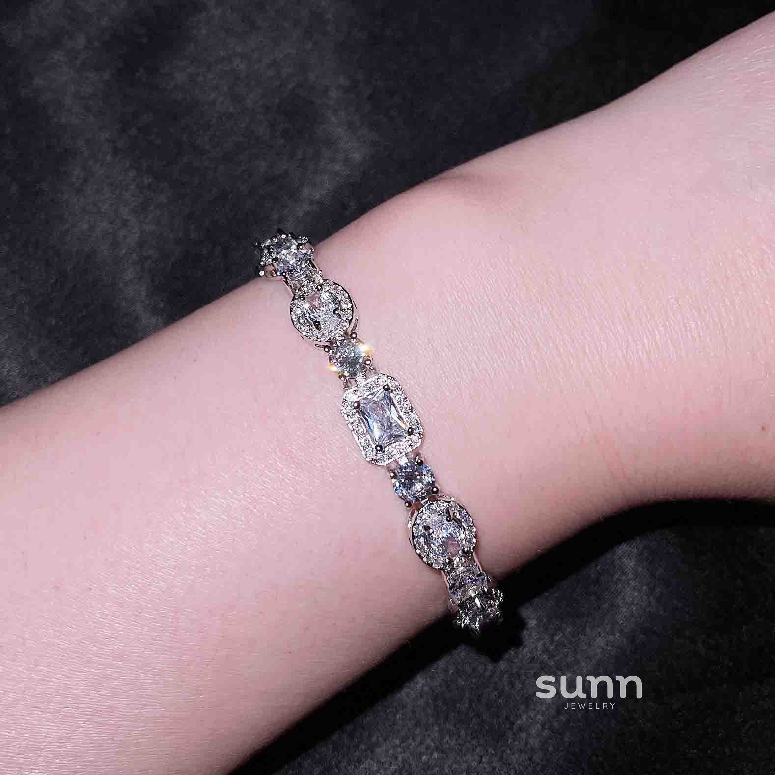 Sherlyn Geometric Crystal Bracelet [3FGRI8WW]