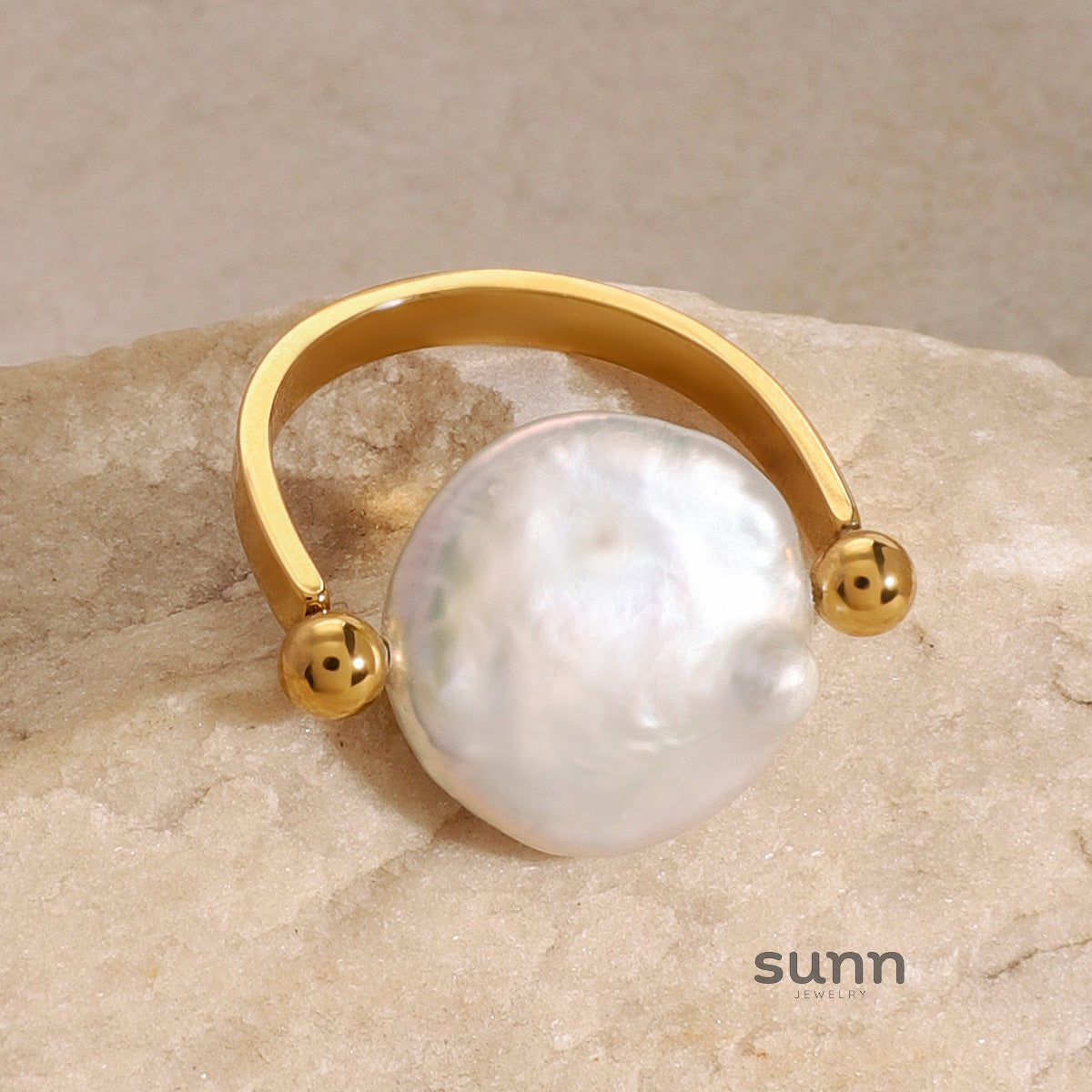 Shianne Pearl U-Shape Ring [HRO3IGOB]