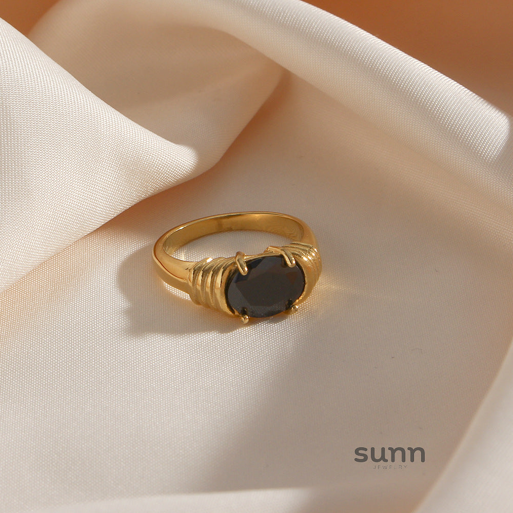 Shoshana Oval Zircon Ring [5HKDPI22]