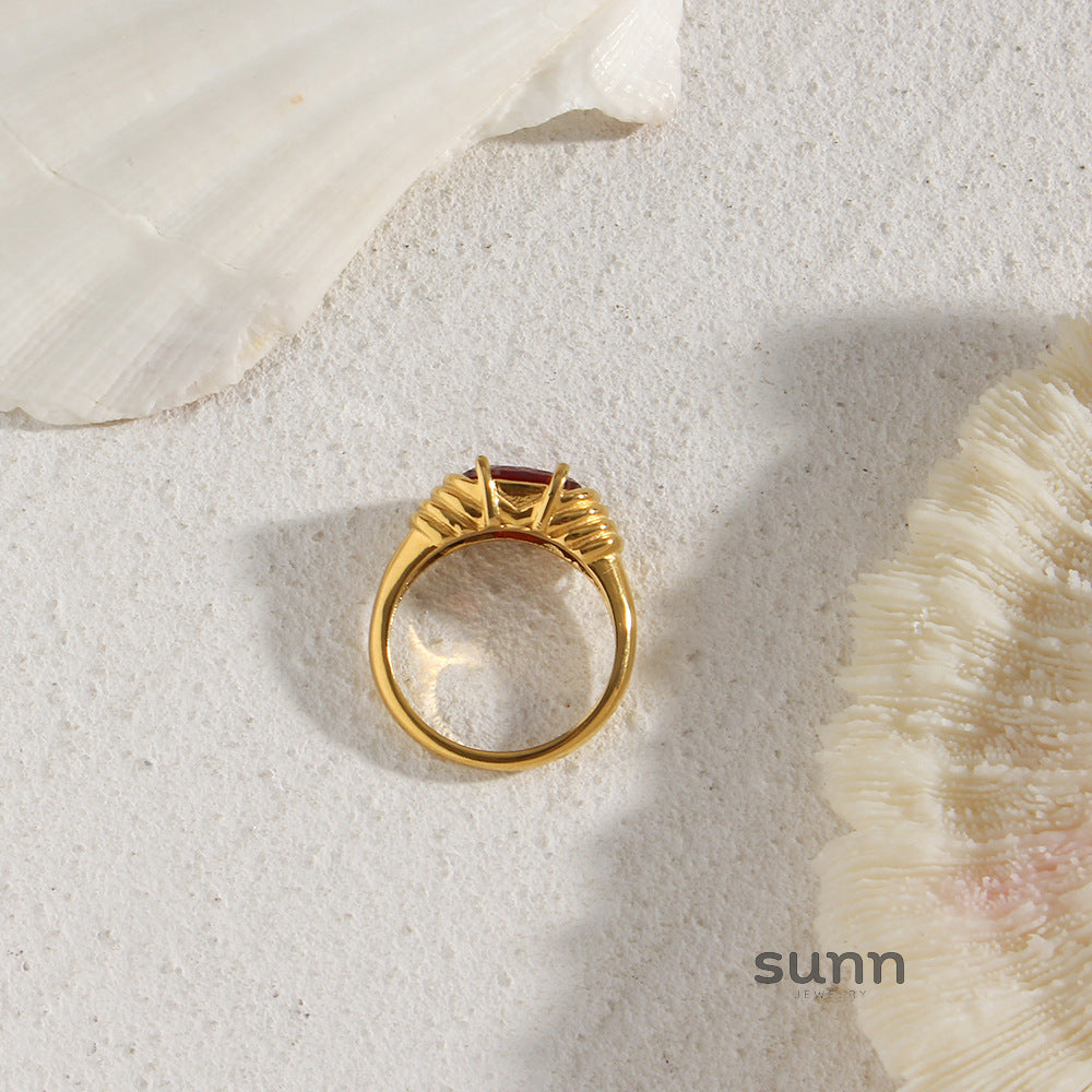 Shoshana Oval Zircon Ring [MZRPKPU6]