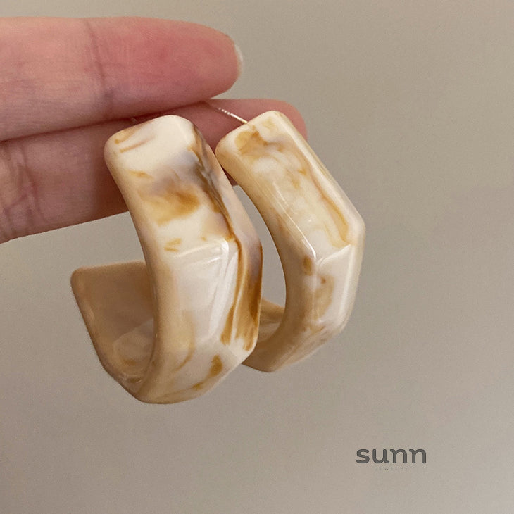 Shoshana Sculptural Drop Earrings [SN84LIEO]
