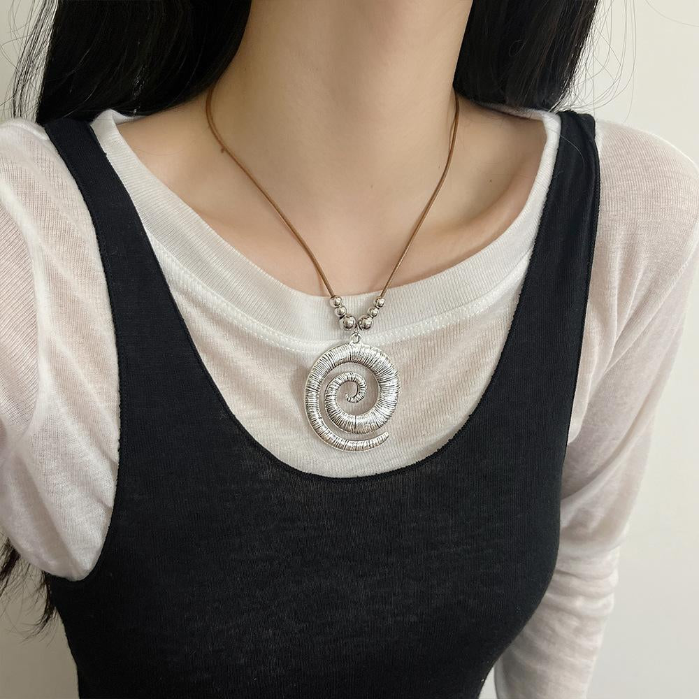 Shoshana Spiral Leather Necklace [Q1AWM7GS]
