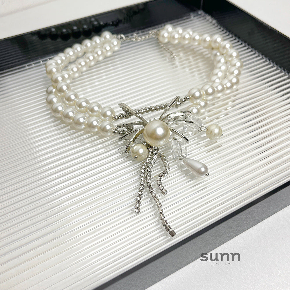 Shreya Spider Pearl Choker [1U2VMU92]
