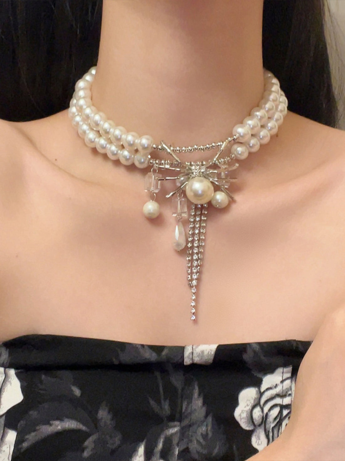 Shreya Spider Pearl Choker [YCA8MKRR]