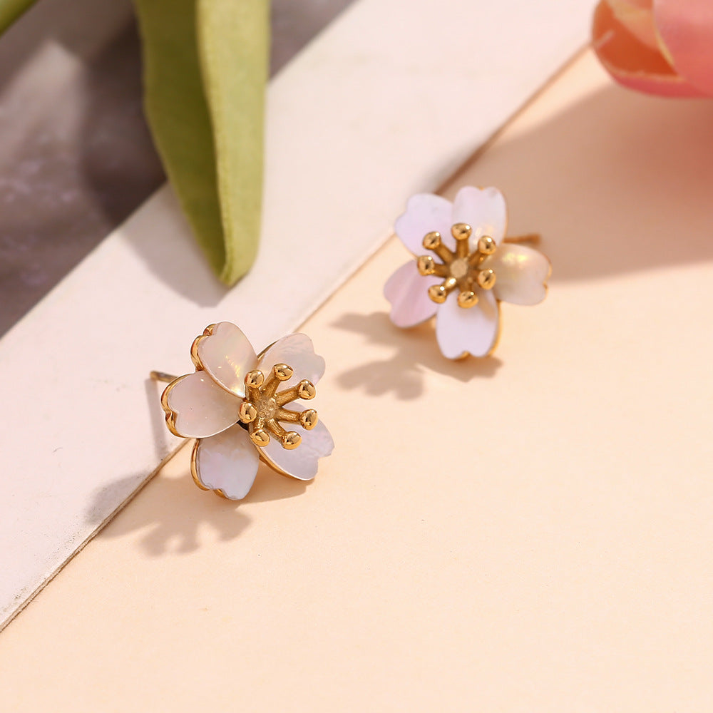 Shyann Blossom Stud Earrings [XZA9CMRN]
