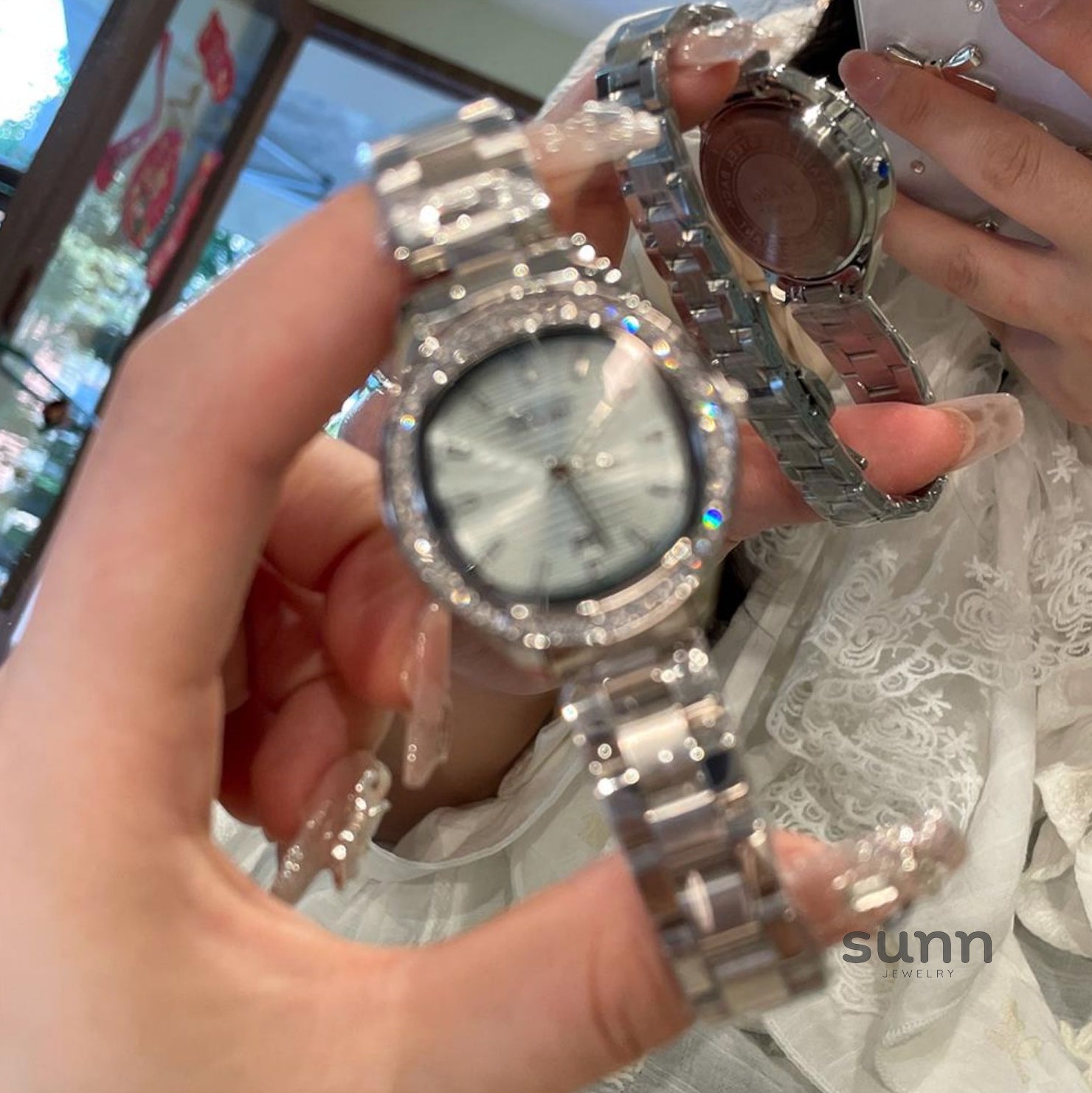 Sia Pave Nautilus Watch [UDQJKPNL]