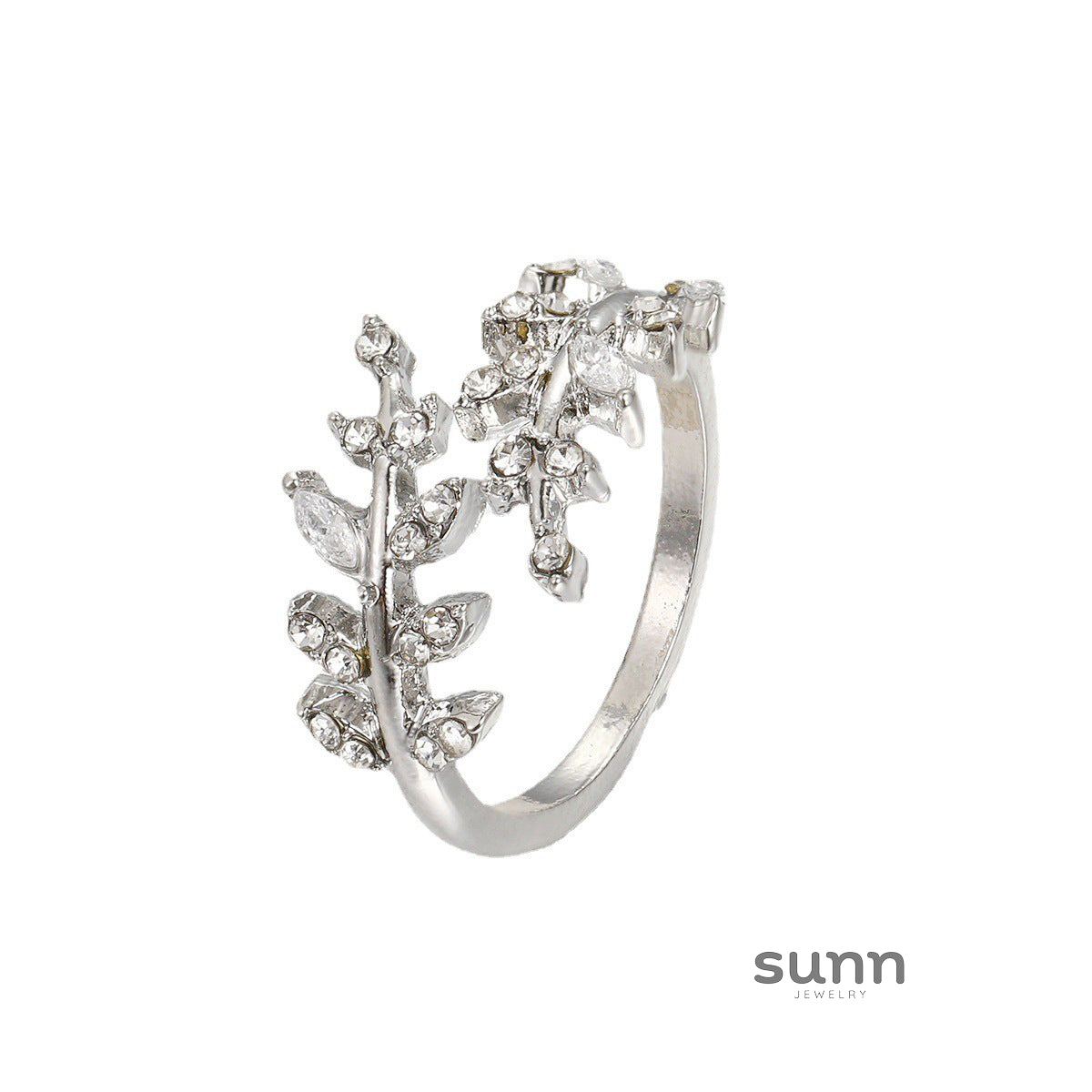 Siara Diamond Leaf Ring [Q28C72Z5]
