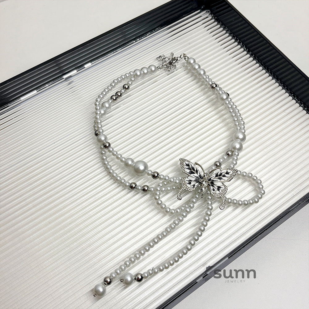 Sienna Butterfly Pearl Choker [QA5TK00O]