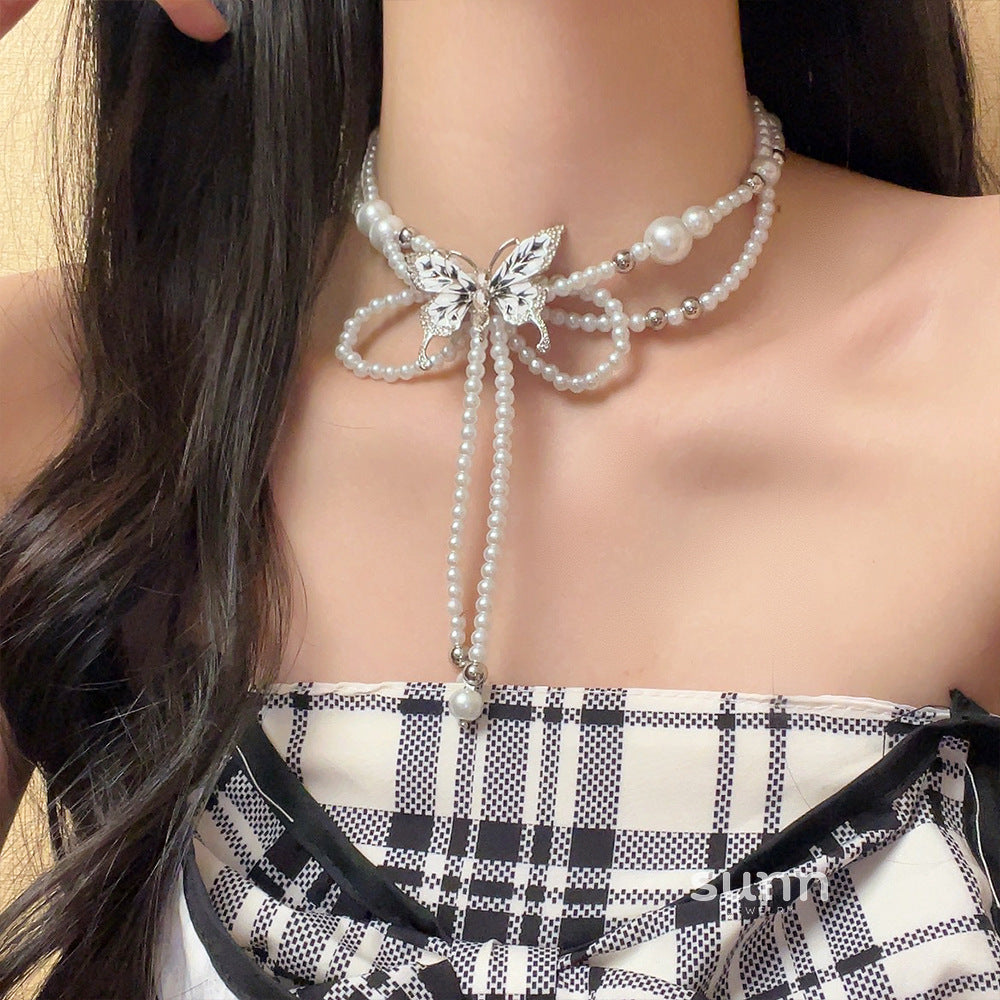 Sienna Butterfly Pearl Choker [0IEVNMDS]