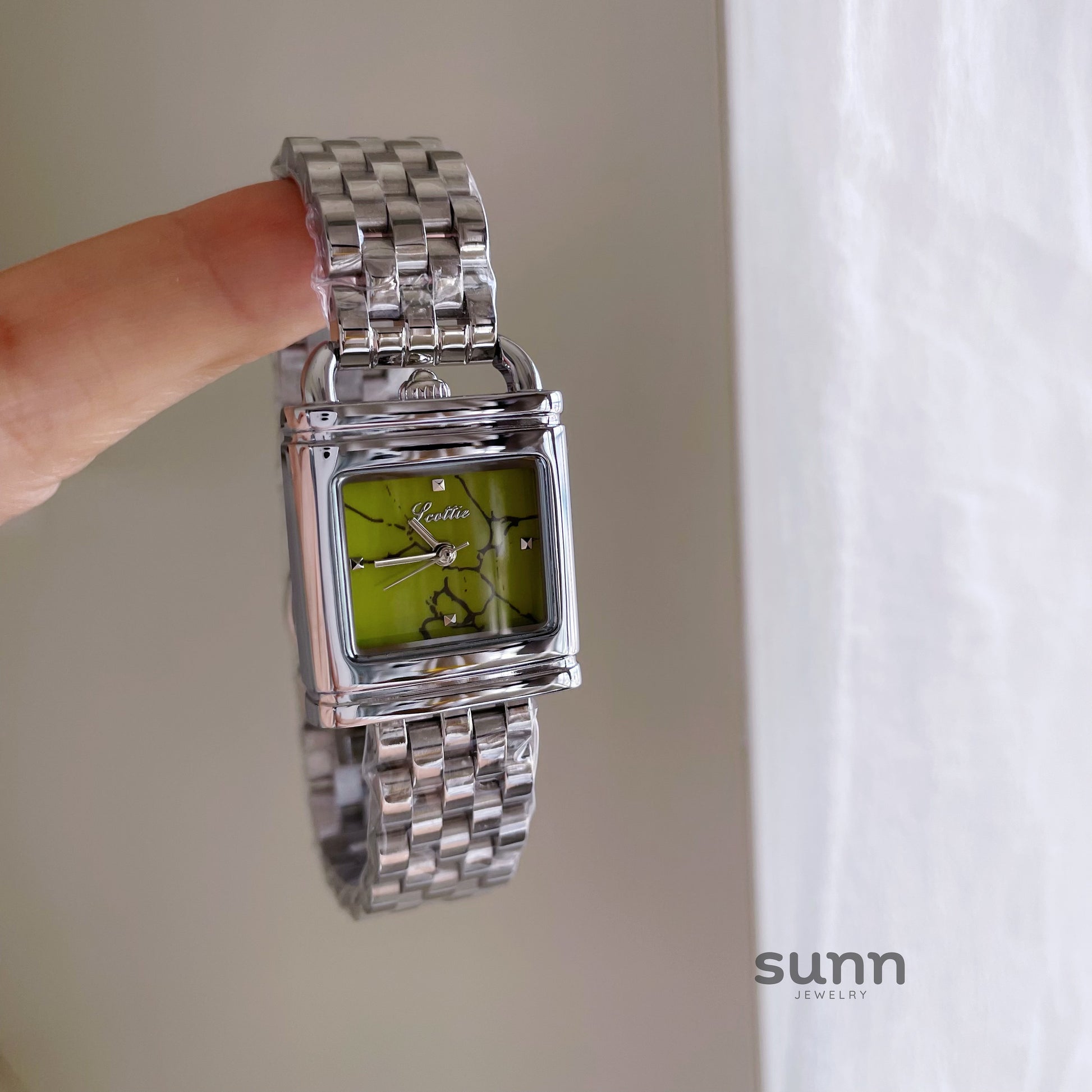 Sienna Emerald Square Watch [81SKCY16]
